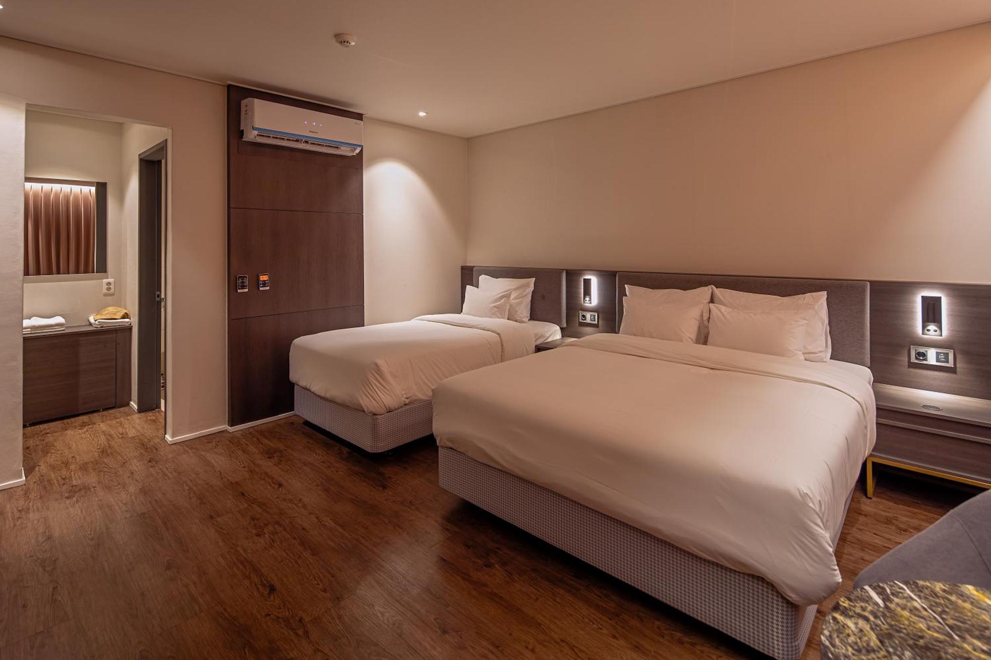 Cloud In Hotel Mokpo Peace Square Exterior photo